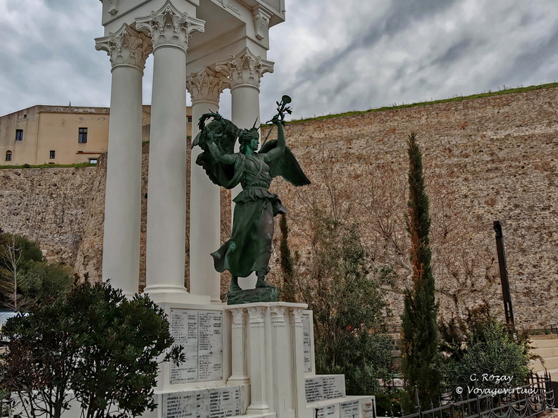 Calvi Monument aux Morts 229
