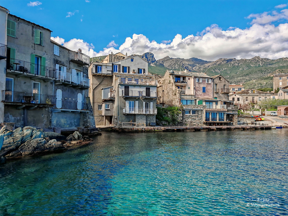 Erbalunga Maisons sur le port 091