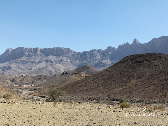 jabal shams road hajar Oman 174