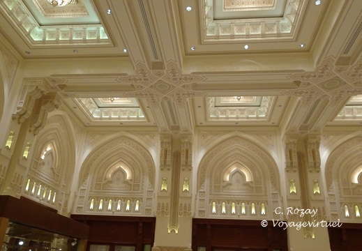 Oman 2018 11 17 15 48 opera mascate