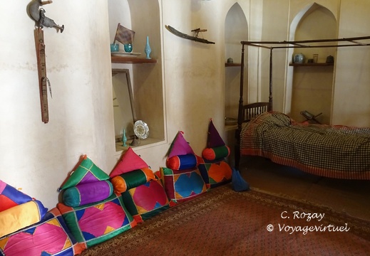 Oman 2018 11 15 12 29 quriyat fort