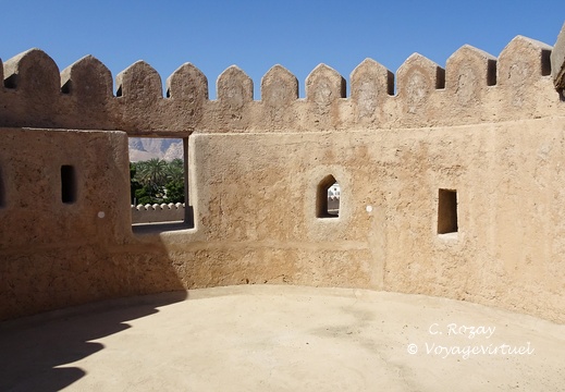 Oman 2018 11 15 12 37 quriyat fort