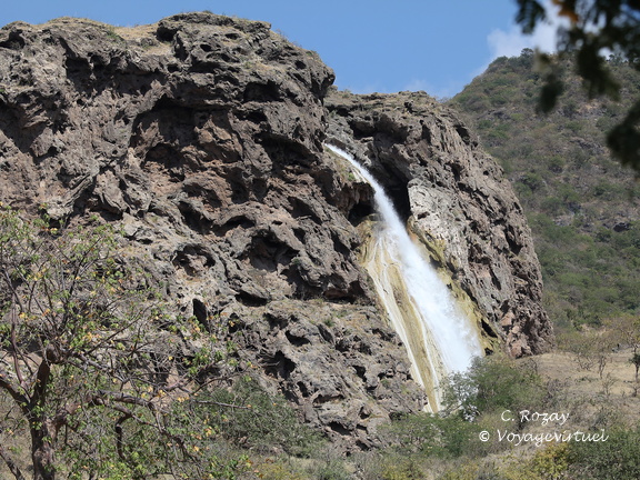 Oman Tavertine Curtain wadi darbat salalah