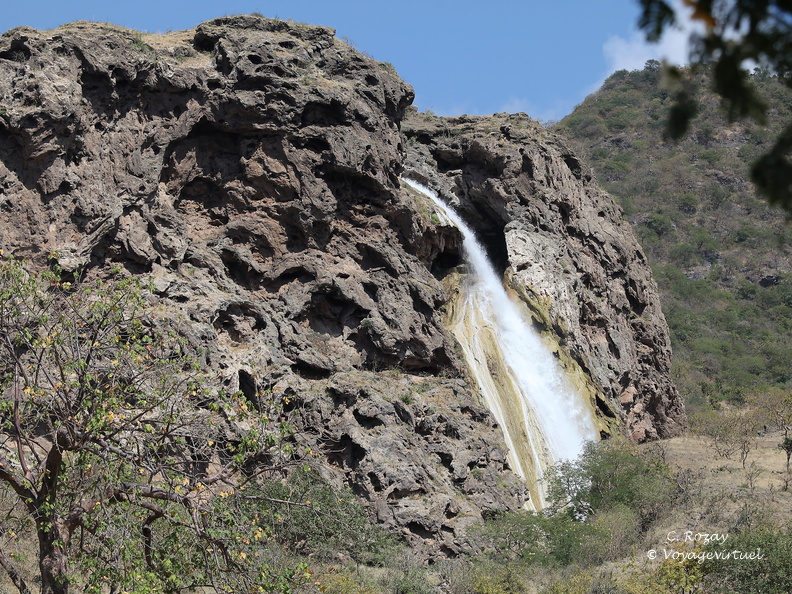 Oman Tavertine Curtain wadi darbat salalah