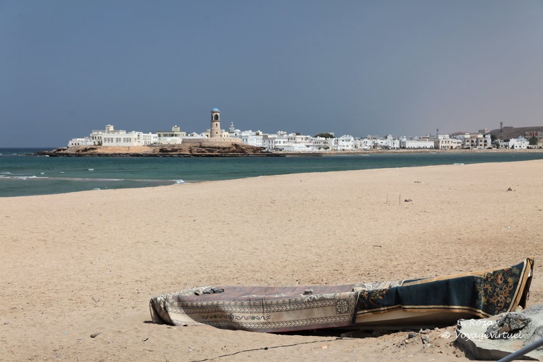Barque sur la plage de Sour Sour Et Ras Al Hadd