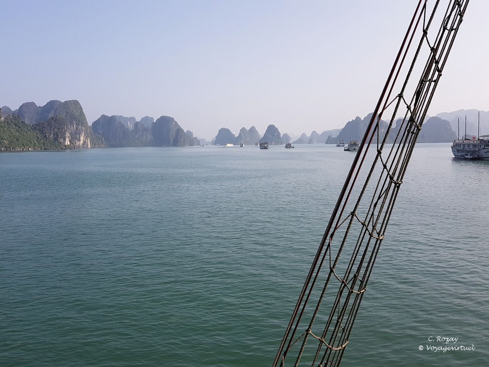 baie de Halong Vietnam 13 11 17 3