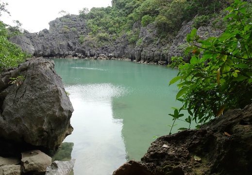 baie de Halong Vietnam 14 11 17 29