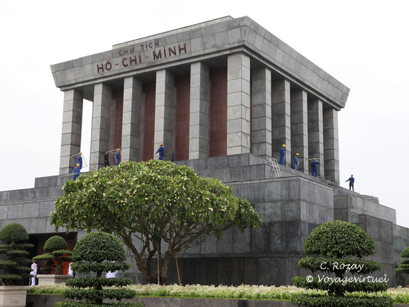 Hanoi mausolee Ho Chi Minh VNM 6 11 17 15