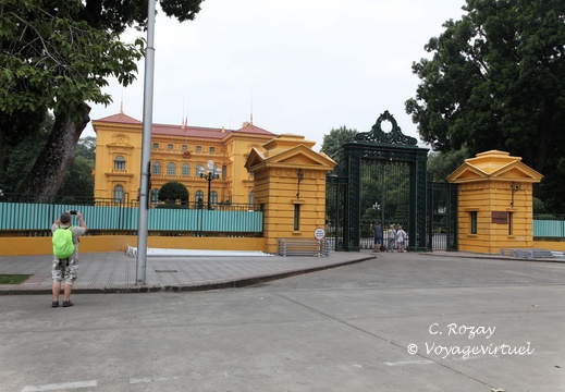 Hanoi palais presidentiel VNM 6 11 17