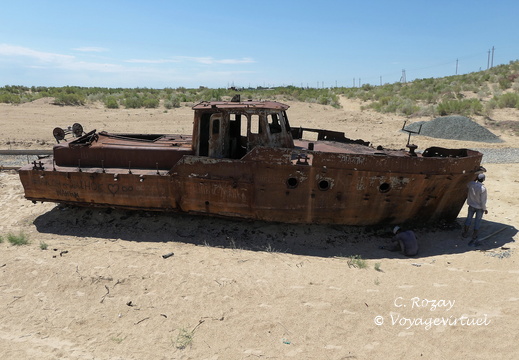 Muynaq Aral sea memorial 15