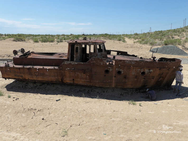 Muynaq Aral sea memorial 15