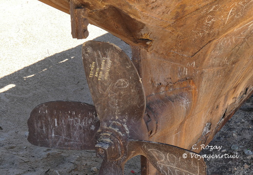 Muynaq Aral sea memorial 34