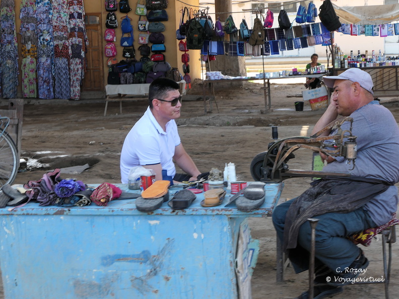 Nukus Marché central Noukous 02
