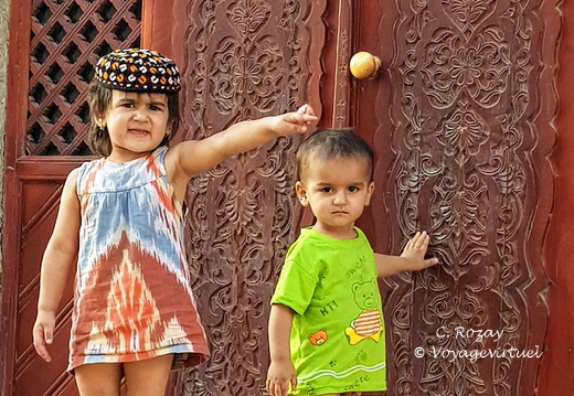 Khiva Enfants de Xiva 100