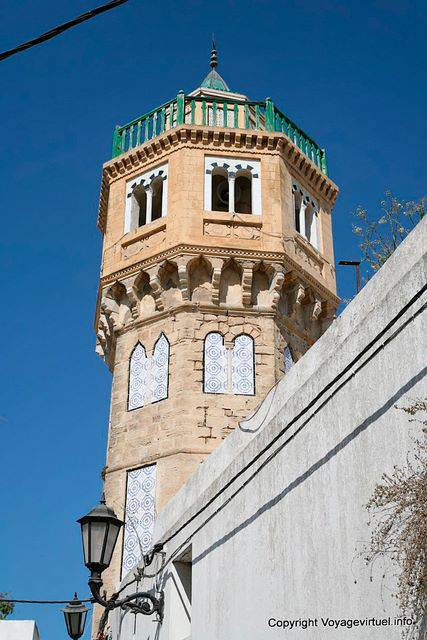 Bizerte, minaret typique de la grande mosquée - Tunisie