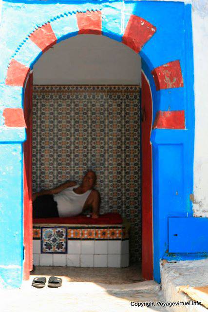 Hammamet, dans l'entrée d'un hammam de la médina - Tunisie
