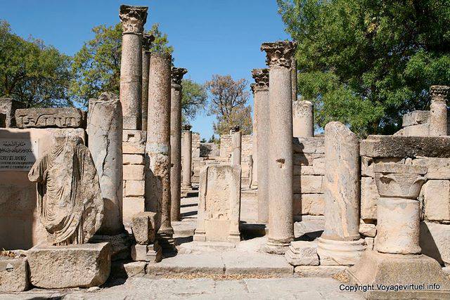 Maktar, Schola des Juvenes - Tunisie