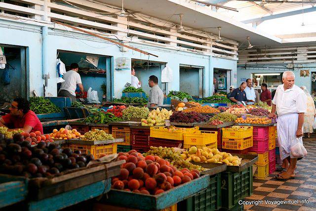 Sfax, marché aux fruits - Tunisie
