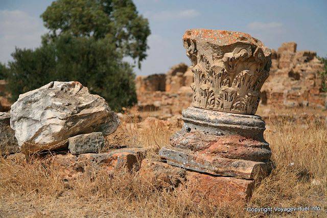 Thuburbo Majus, ruines au sol - Tunisie