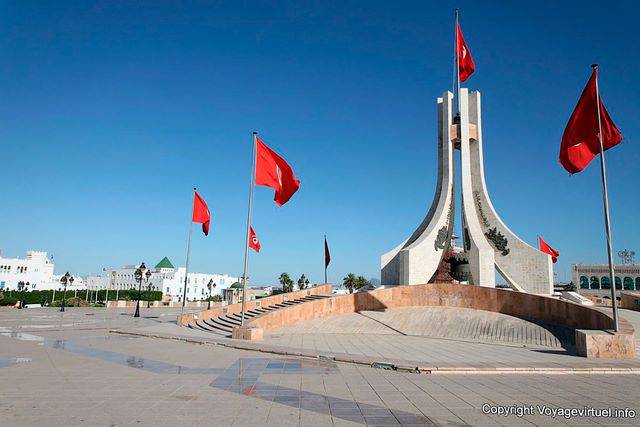 Monument, place de l'hôtel de ville, Tunis - Tunisie
