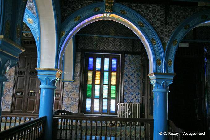 Lumière dans la synagogue de la Ghriba, Djerba - Tunisie