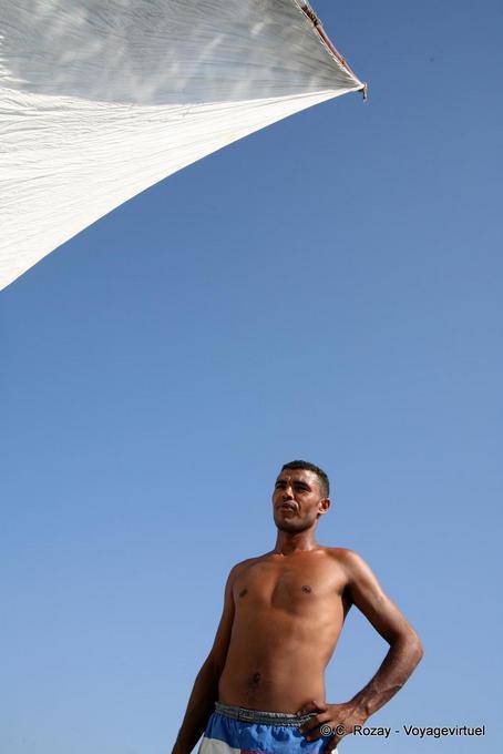 Le beau capitaine de la flouka, Ouled Kacem, Kerkennah - Tunisie