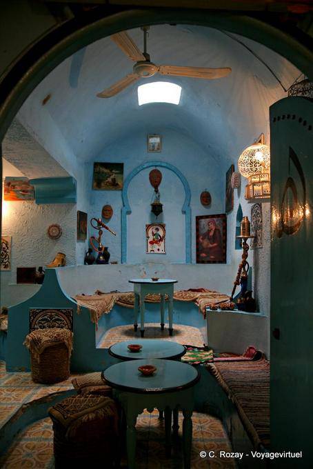 Intérieur d'un café Sousse médina - Tunisie