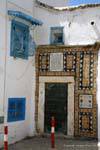 Sidi Bou Said, mur recouvert d'azulejos, Tunisie.