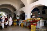 Sous les arcades Marché Houmt Souk, Djerba, Tunisie.