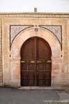 Porte sfaxienne richement décorée, Sfax, Tunisie.