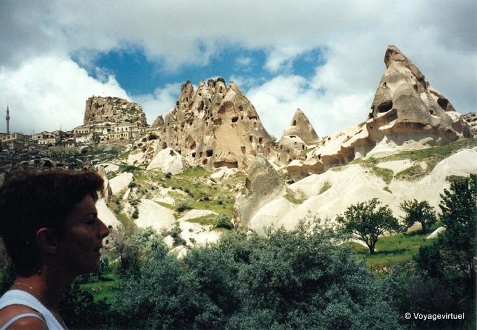 Cappadoce, vue partielle de Ushisar - Turquie