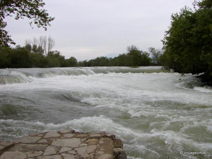 Chutes de Manavgat en amont de la ville - Turquie
