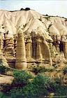 Cheminées de fée en cours d'élaboration, Cappadoce, Turquie.