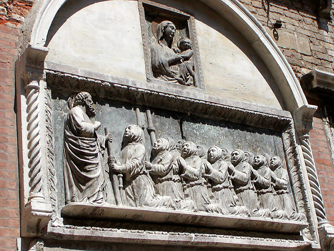 Bas-relief religieux, Venise - Italie
