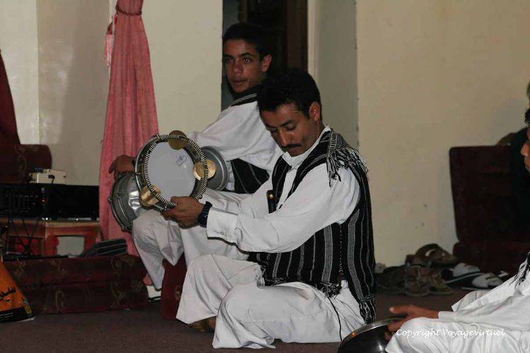 Musiciens yéménites Manakha funduk
Mots-clés: musicien yéménite funduk Manakha