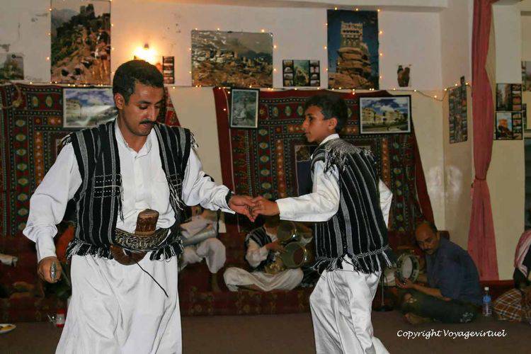 Tournons danse Ba'ra
Mots-clés: danse Ba'ra