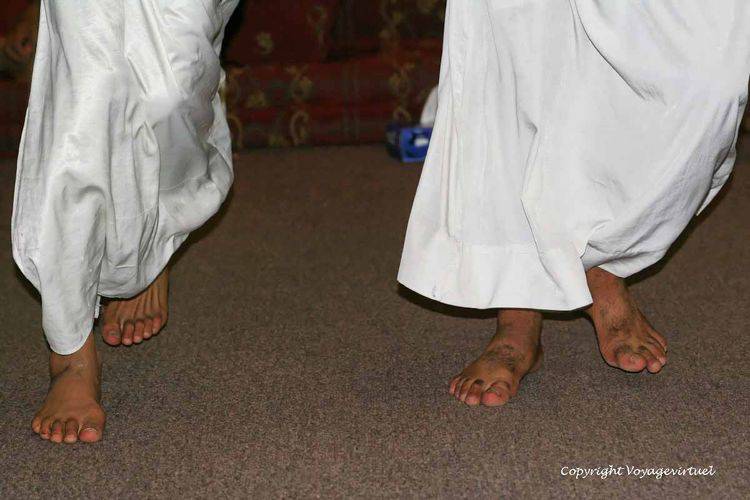 Mouvement particulier des pieds danse Ba'ra
Mots-clés: danse Ba'ra