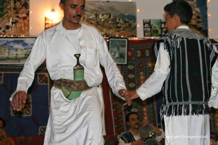 Danse du Le'ba 1525
Mots-clés: danse Le'ba