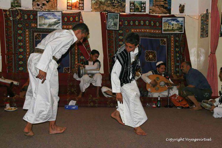 Danse Le'ba 1535
Mots-clés: danse Le'ba