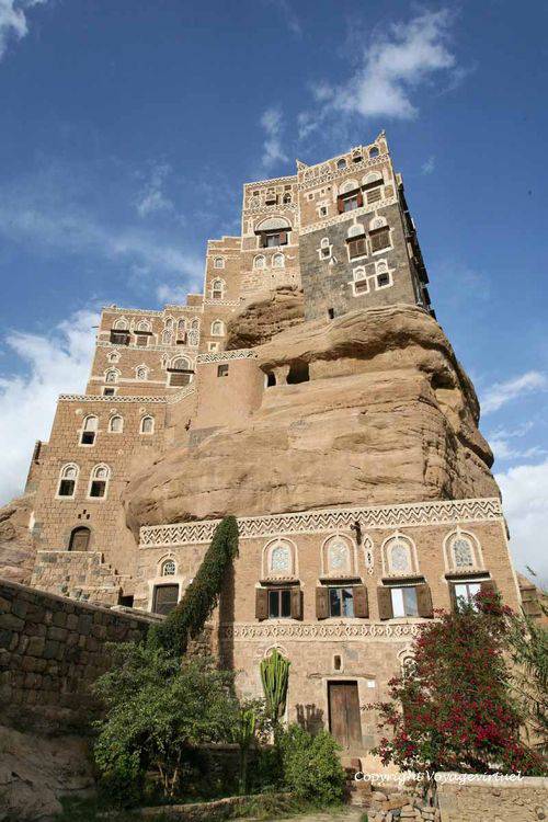 Partir sans faire encore une photo... ça non !
Mots-clés: Roc-palace Al-Hajar
