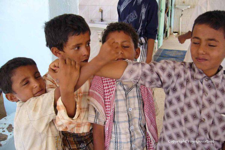 Serment enfantin dans le désert Rub-al-khali
Mots-clés: serment enfants désert Rub-al-khali