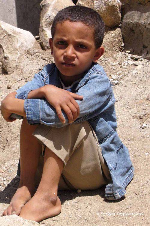 Le petit bonhomme triste djebel Saber (Taez)
Mots-clés: bonhomme triste djebel-Saber Taez