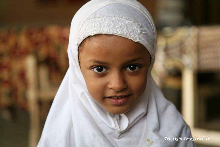 La petite femme de Zabid
Mots-clés: fillette