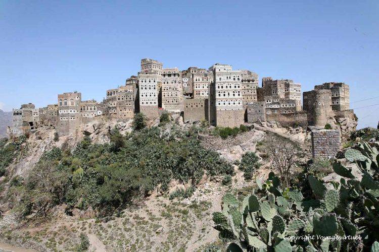 Les façades orientées au soleil levant
Mots-clés: Al-Hajjarah