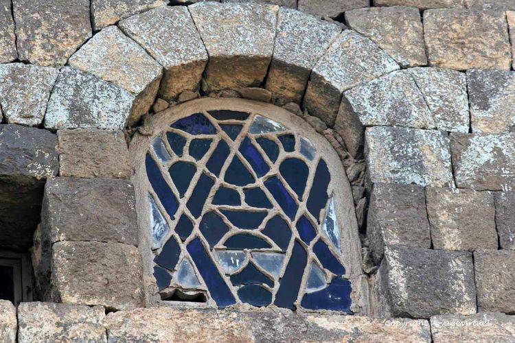 Vitrail au symbole
Mots-clés: Kahel vitrail