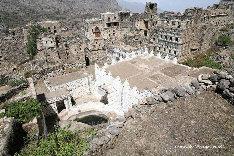 Vue sur le bassin de la petite mosquée
Mots-clés: Kahel mosquée