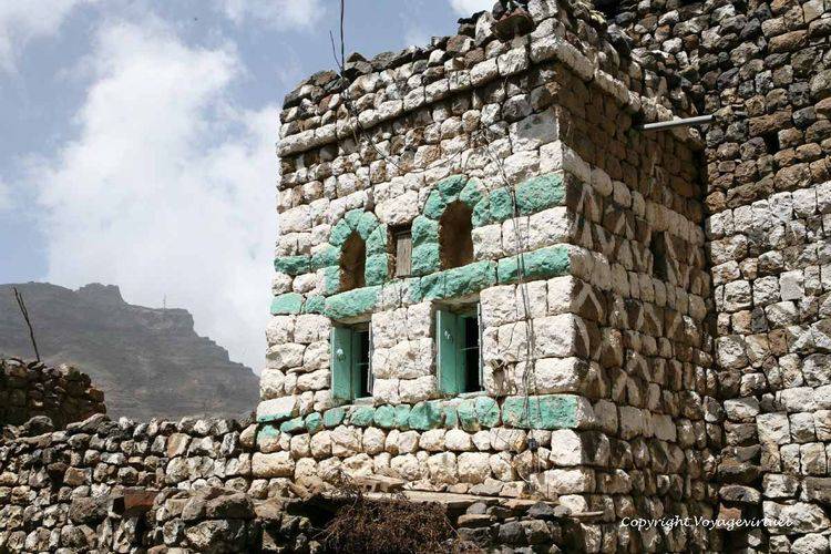 Avancée blanche et vert tendre
Mots-clés: Kahel