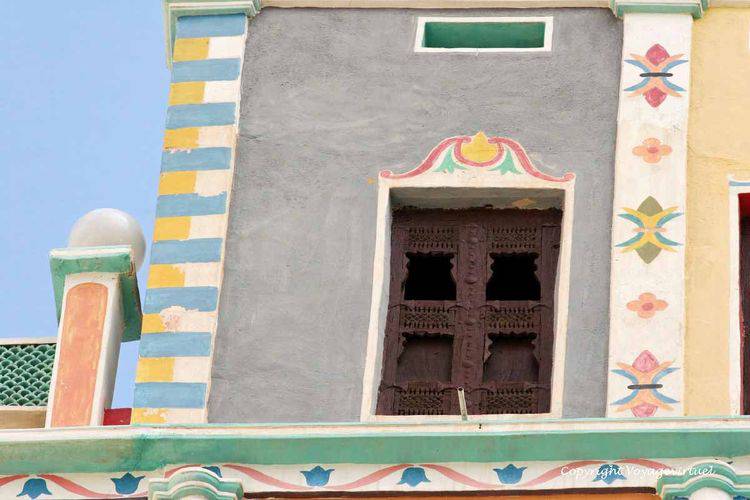 Porte sur fond gris souris
Mots-clés: palais Buqshan wadi-doan