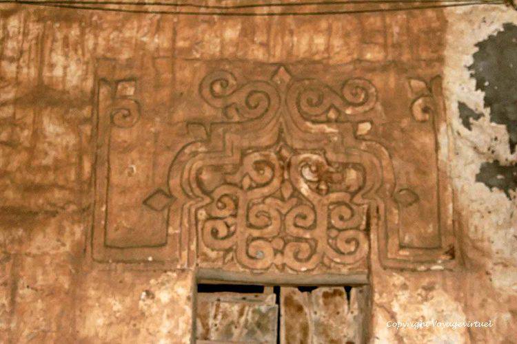 Dessus de porte dans le souk de Khokhah
Mots-clés: Khokhah Tihama