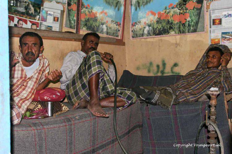 Shisha collective
Mots-clés: souk Khokhah Tihama shisha